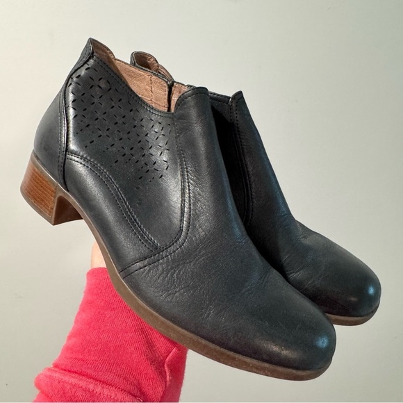 Dansko Liberty Ankle Boot Black Burnished Leather Size 40 - Picture 1 of 11